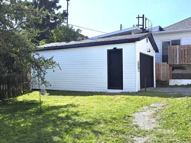 35 Taylor Ave, Kirkland Lake 3
