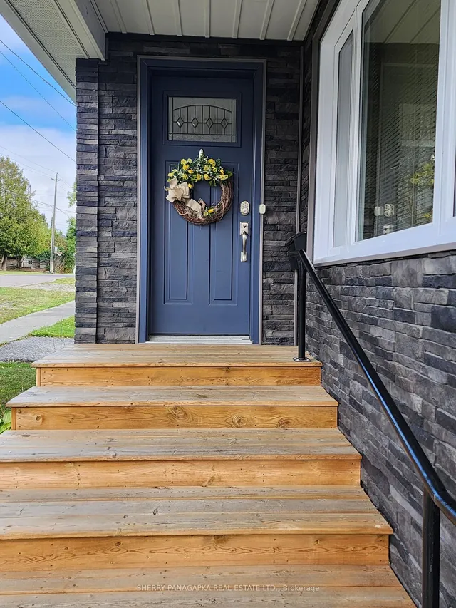 89 Second St, Kirkland Lake 4
