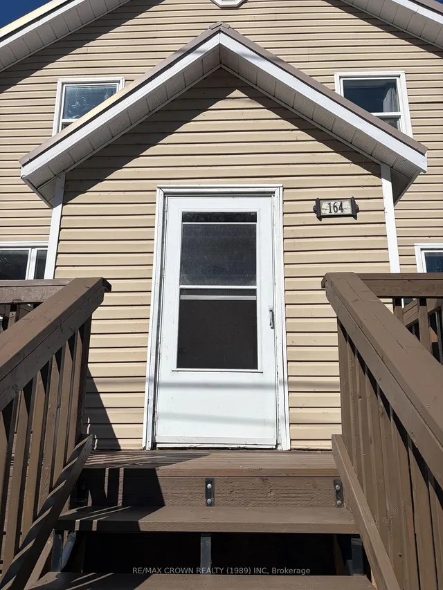 164 Bloor Ave, Timmins 4