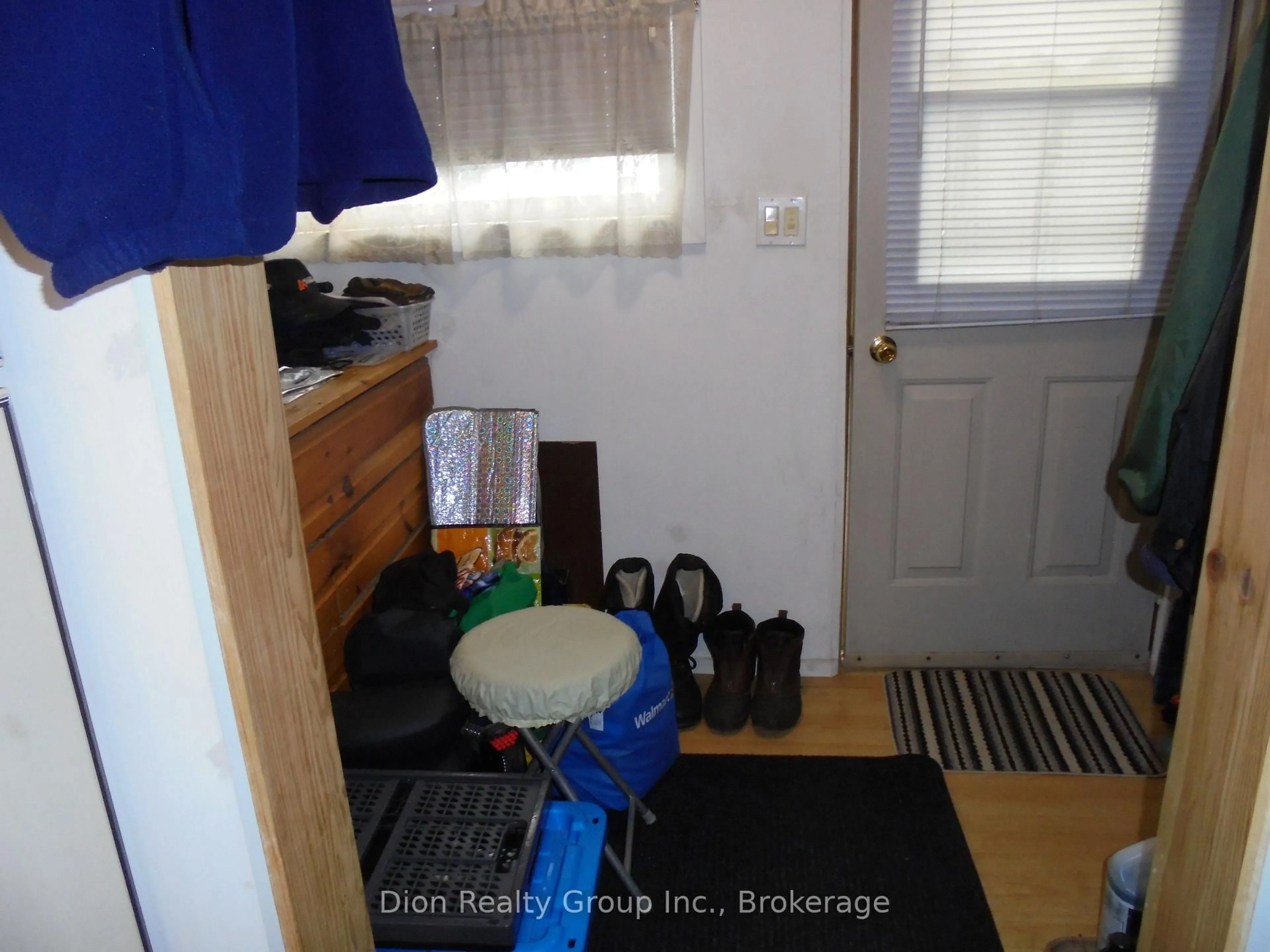trreb/IMG-T13787000_138df933-7bca-44f3-9196-397518b5339f-l.jpg