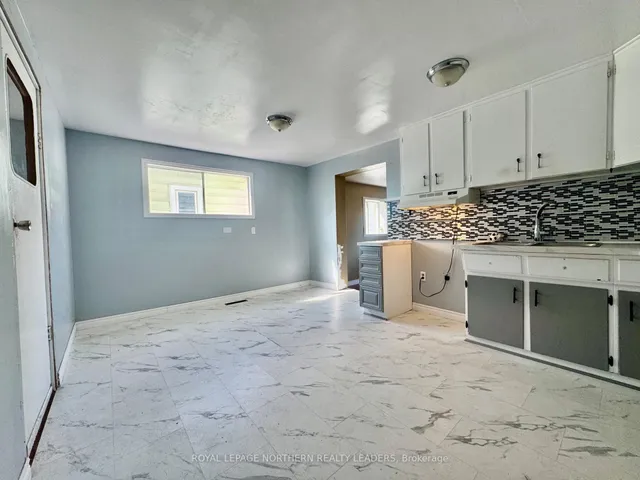 80 Fourth Ave, Timmins 5