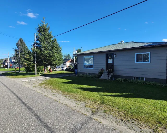 24 Market St, Kirkland Lake 3