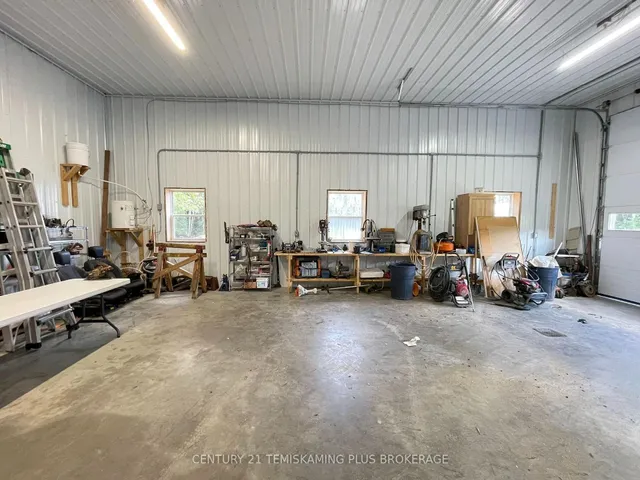 257039 Hillview Rd, Timiskaming 4