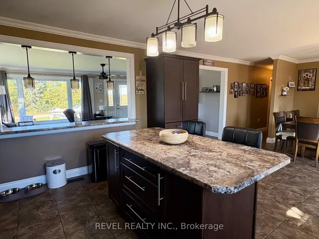 1198 Nahma Rd, Cochrane 3