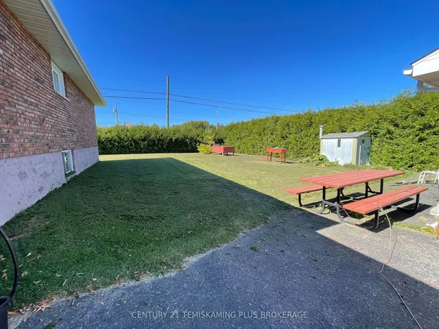 451 Joyal Dr, Temiskaming Shores 5