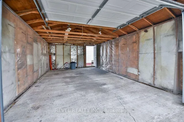 26 & 28 Battochio St, Timmins 2