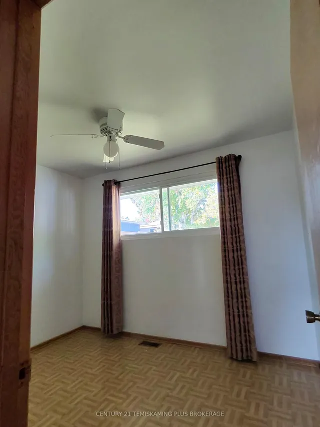 228 Meridian Ave, Temiskaming Shores 4