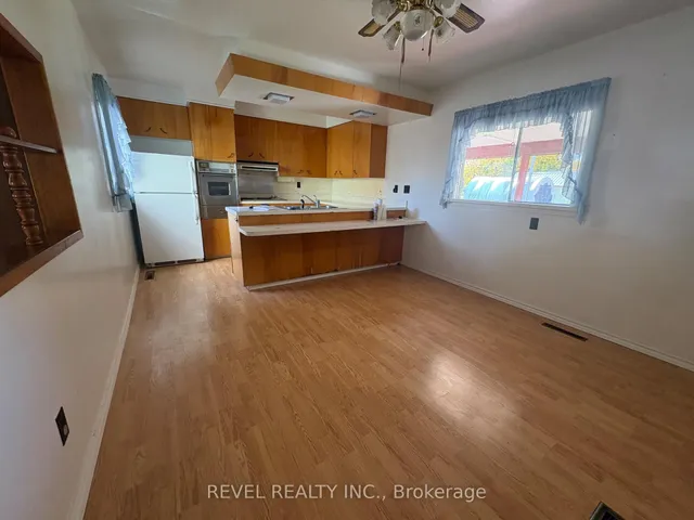 107 Fifteenth Ave, Cochrane 5