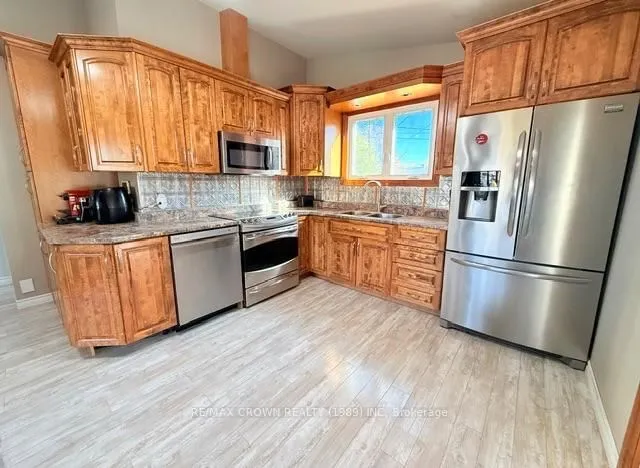 29 Seaborne Cres, Kapuskasing 2
