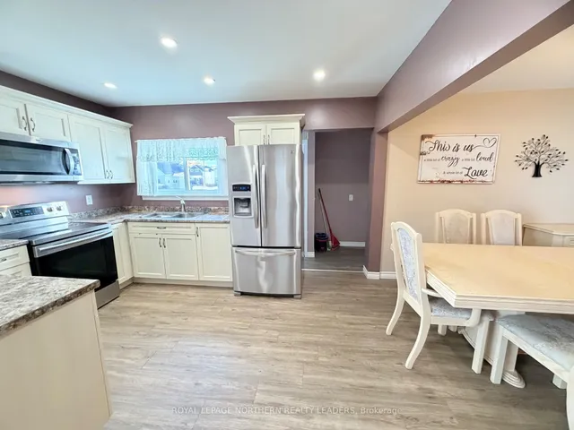 245 Maple St, Timmins 3