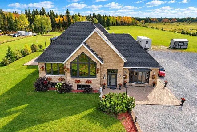 175 Gaspesie Rd, Hearst 2