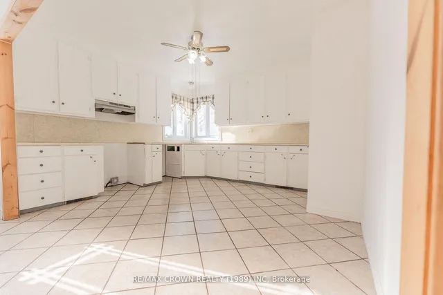 30 Pine Cres, Kapuskasing 4