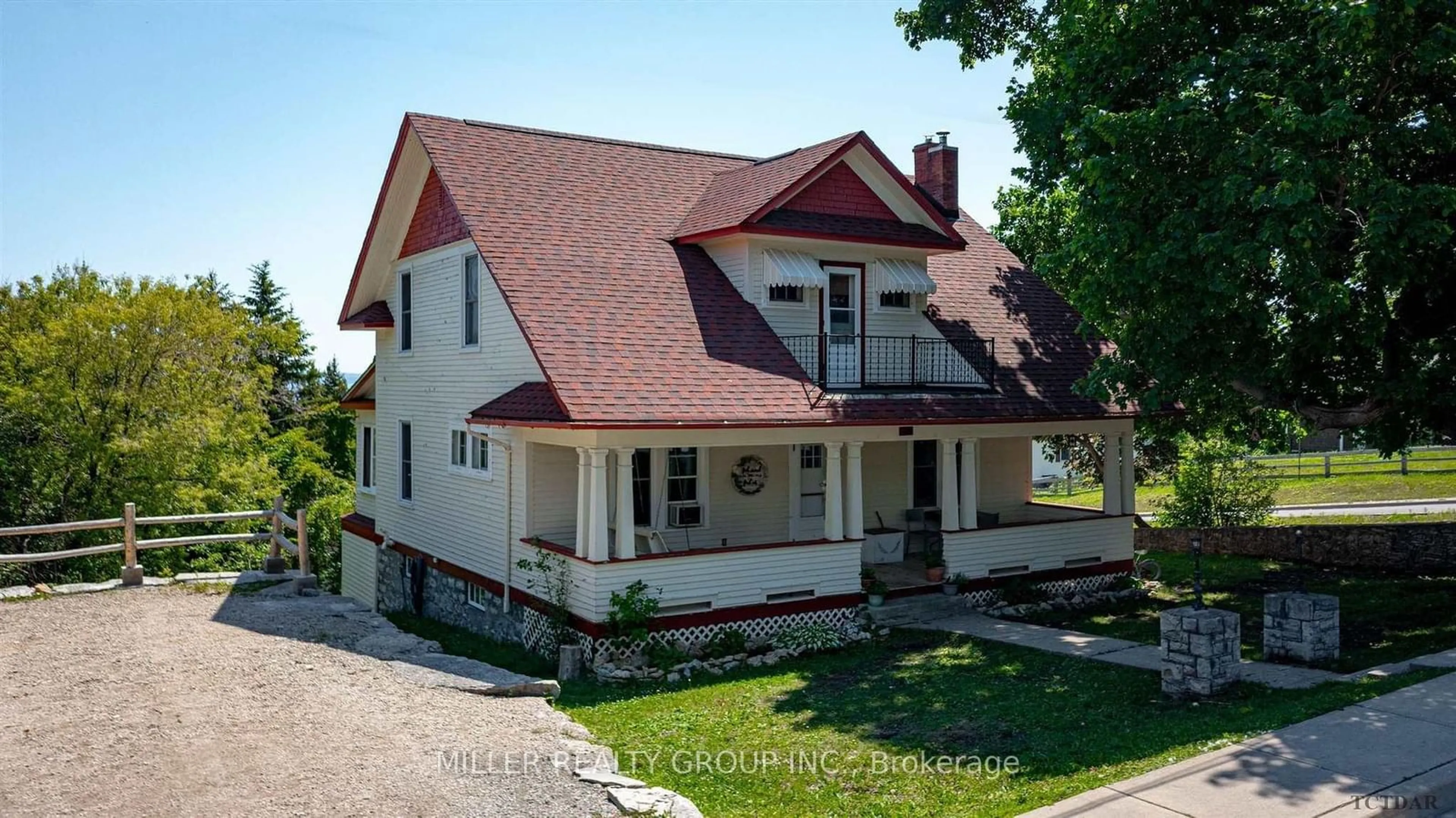 Frontside or backside of a home, cottage for 635 Brewster St, Temiskaming Shores Ontario P0J 1K0
