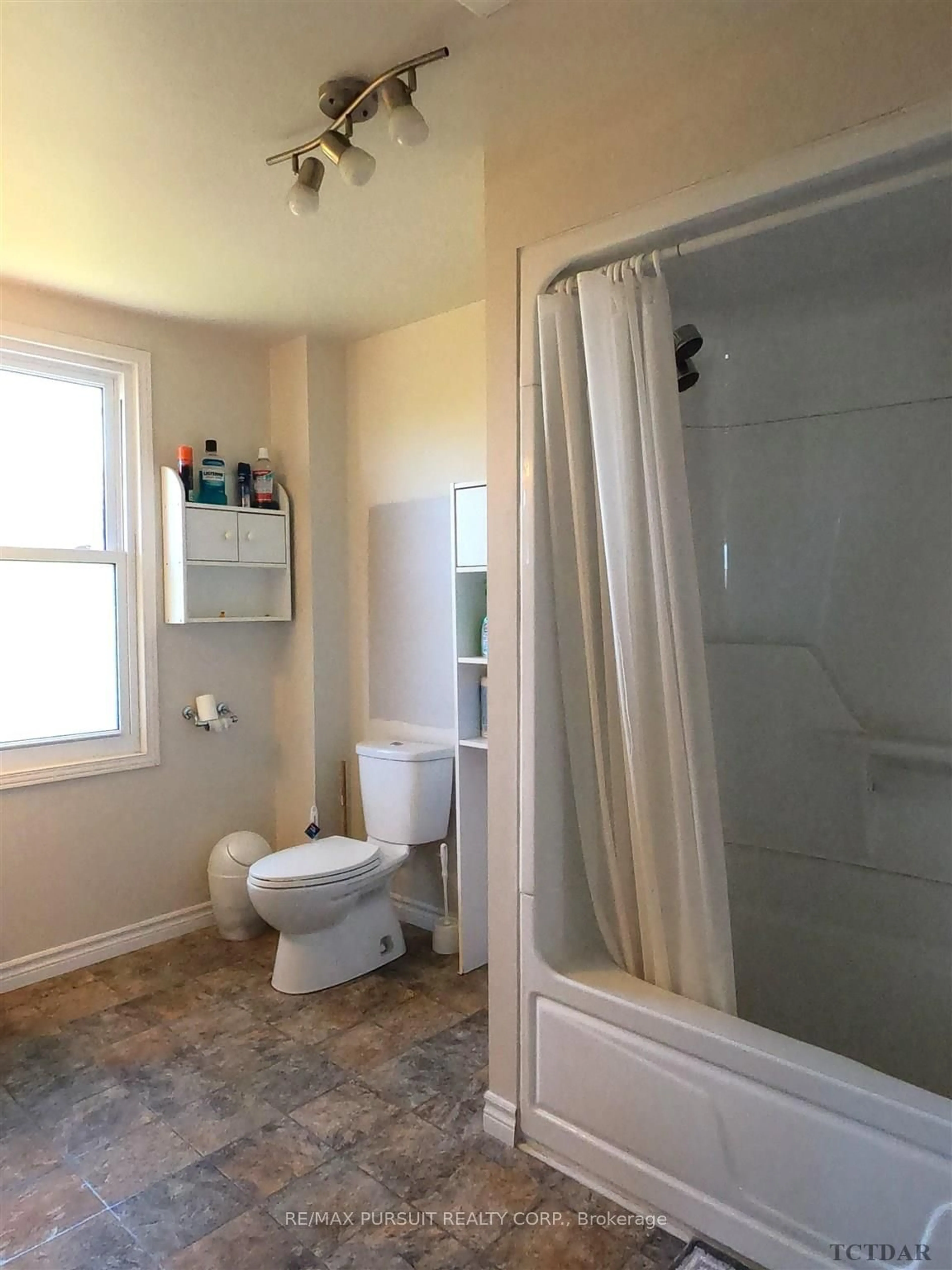 Standard bathroom, unknown floor for 444 Marcella St, Temiskaming Shores Ontario P0J 1K0