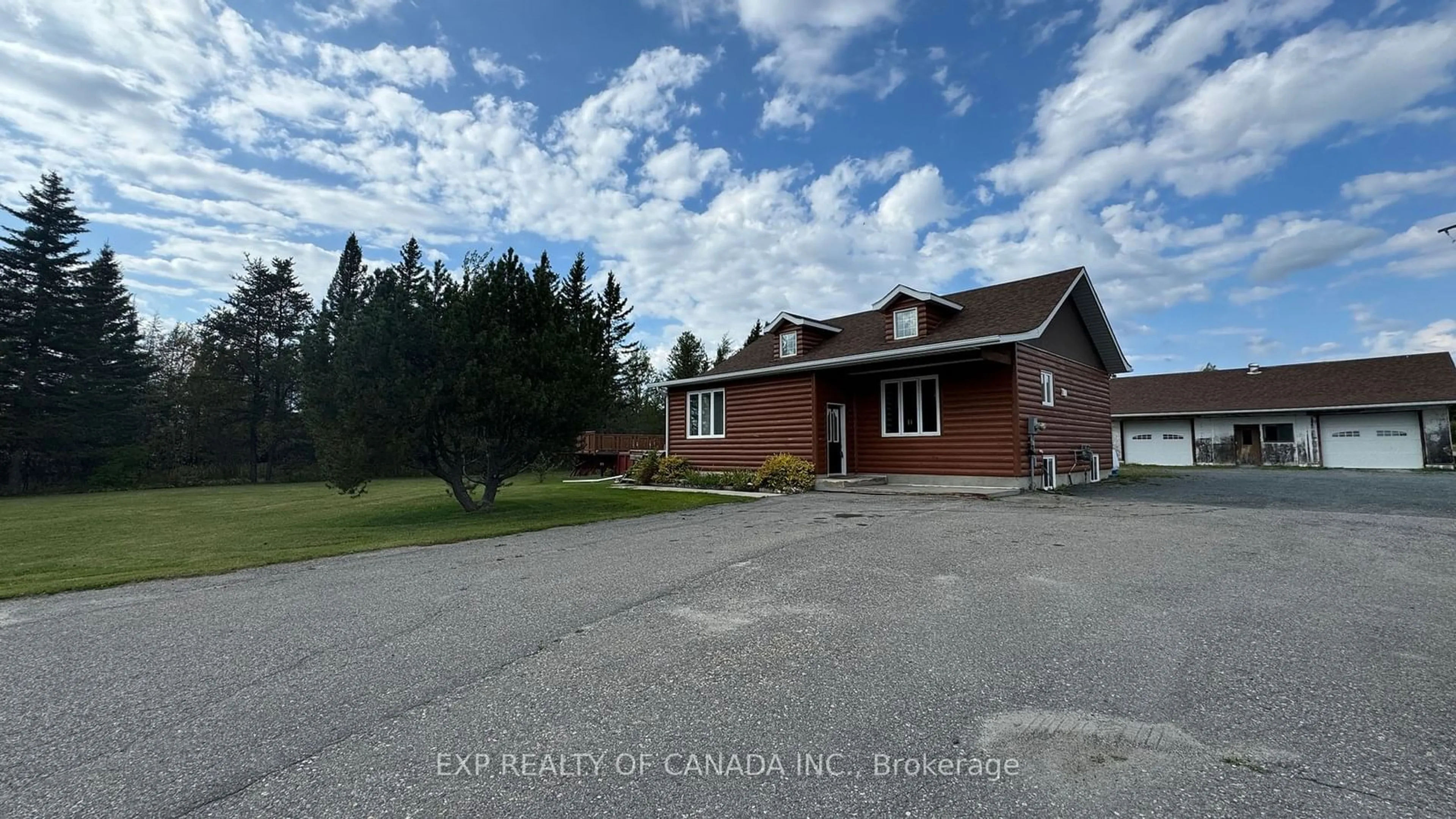 A pic from outside/outdoor area/front of a property/back of a property/a pic from drone, unknown for 789 Highway 652, Cochrane Ontario P0L 1C0