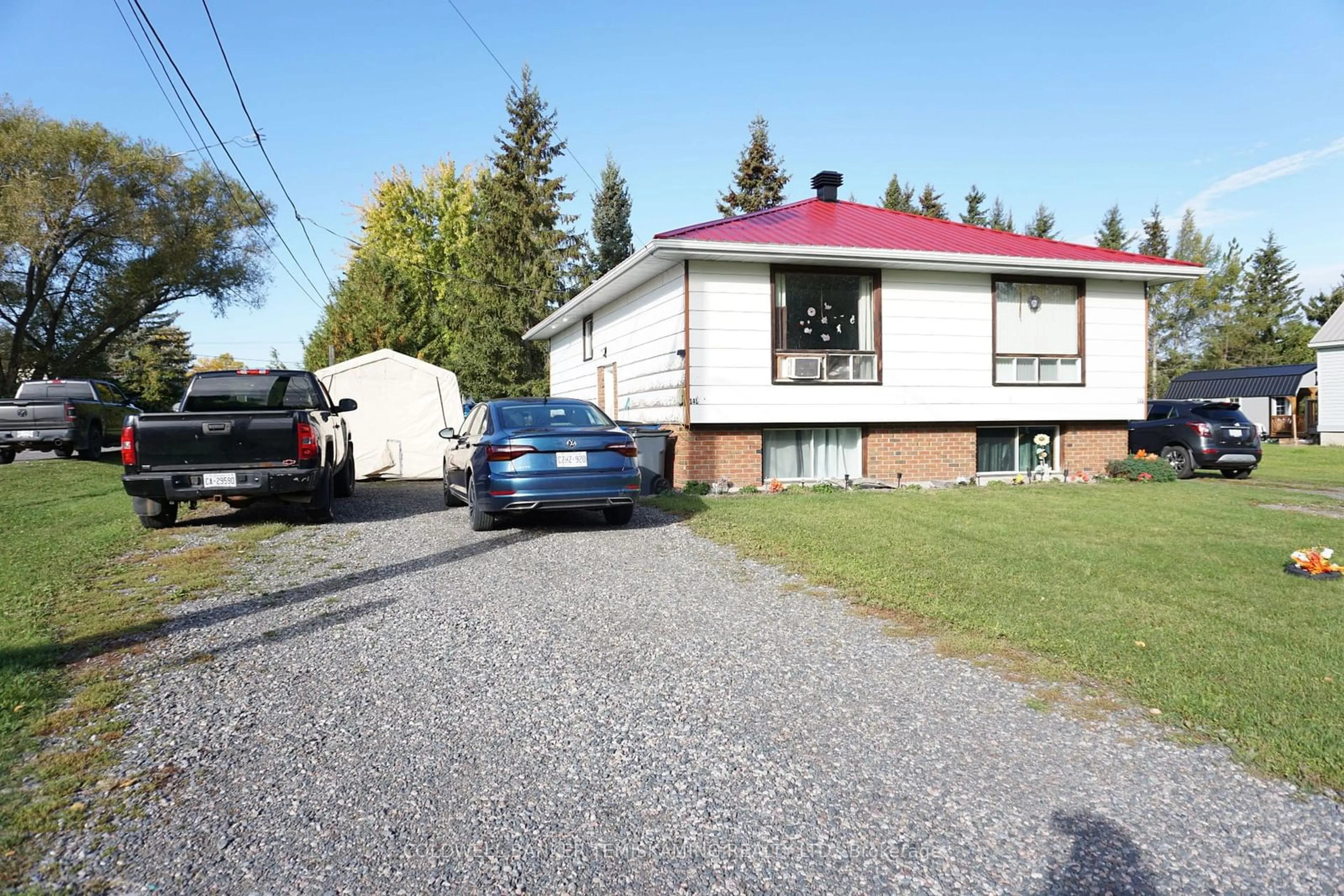 Frontside or backside of a home, cottage for 141 & 143 Station St, Temiskaming Shores Ontario P0J 1R0