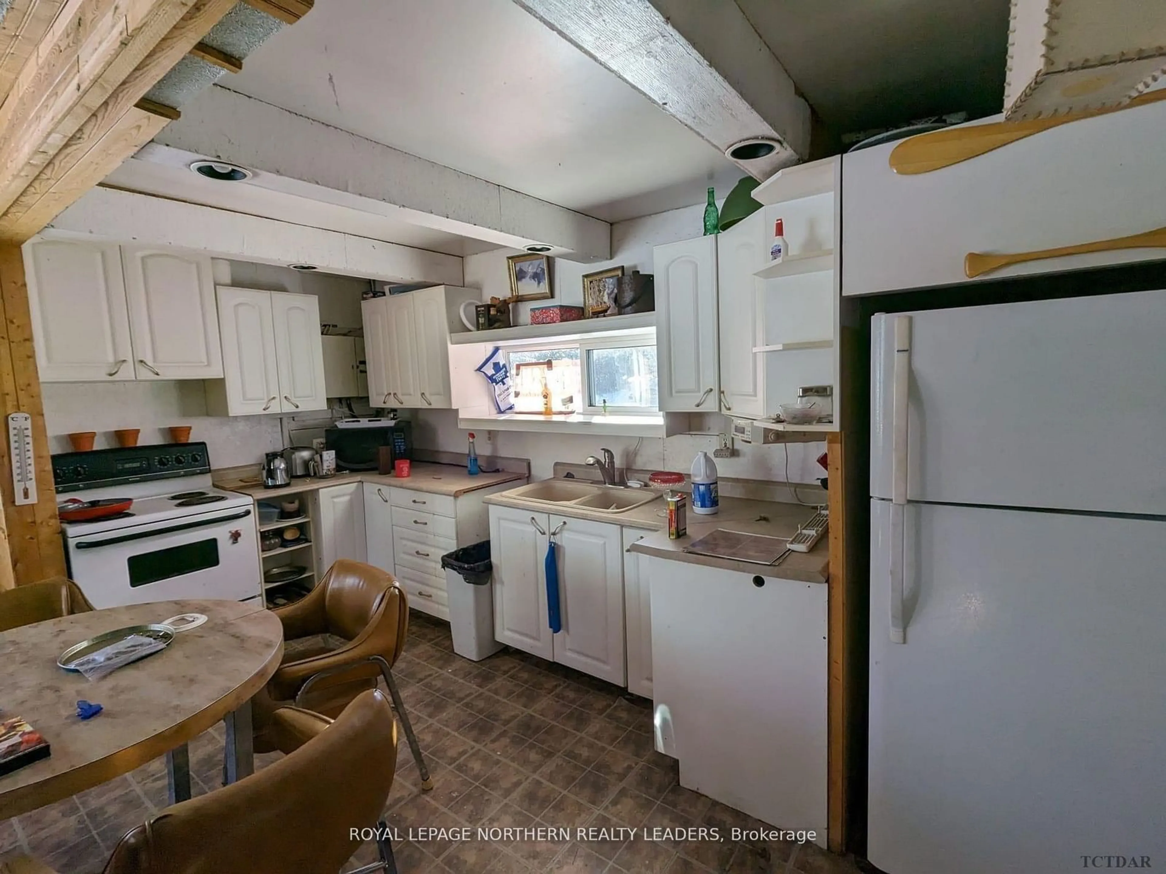 Standard kitchen, cottage for 793 Lavoie Rd, Fauquier-Strickland Ontario P0L 1G0