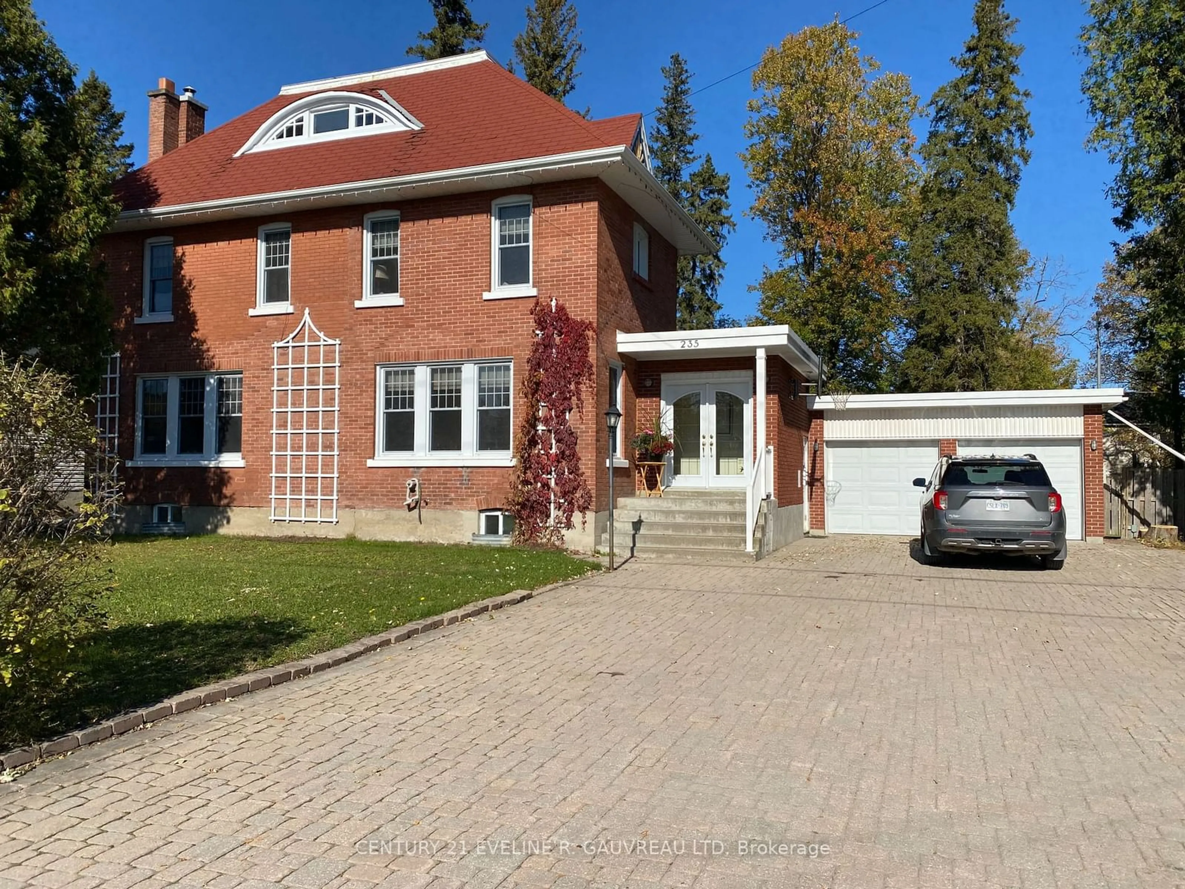 Home with brick exterior material for 235 Broadwood Ave, Temiskaming Shores Ontario P0J 1P0