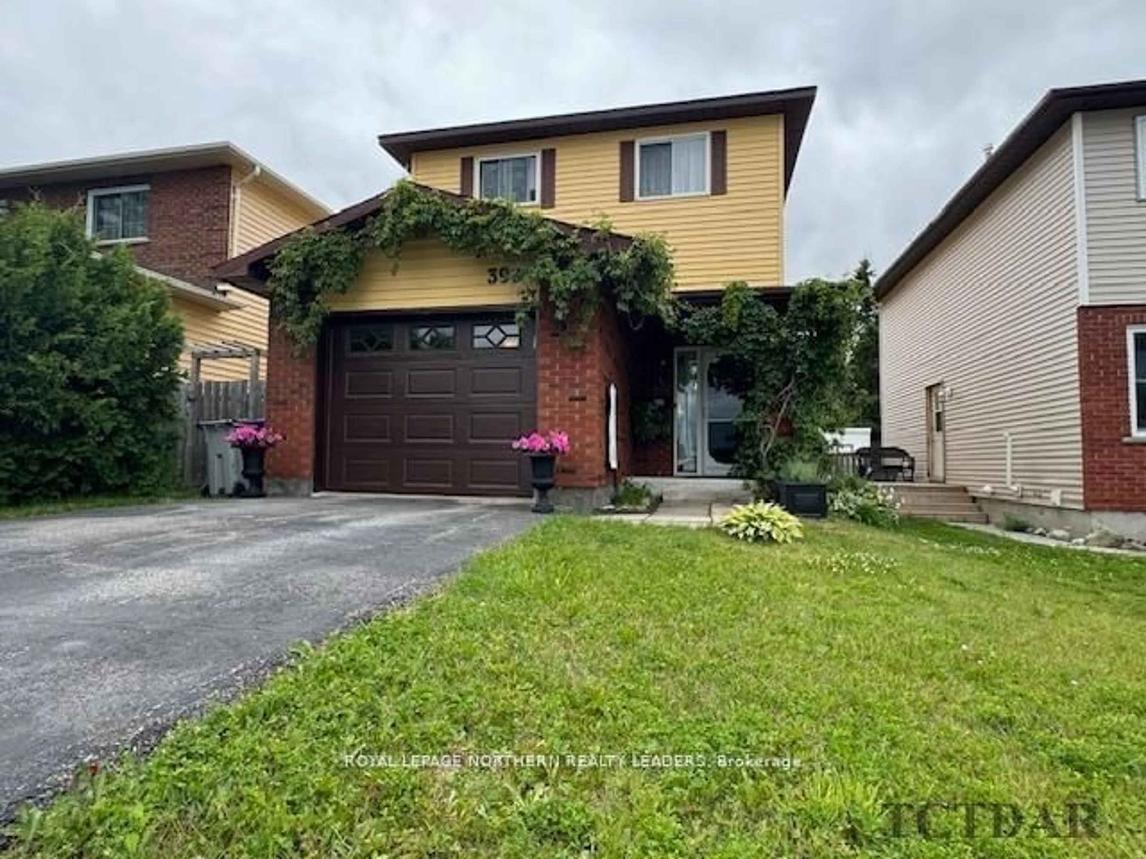 Frontside or backside of a home, cottage for 399 Lonergan Blvd, Timmins Ontario P4P 1E2