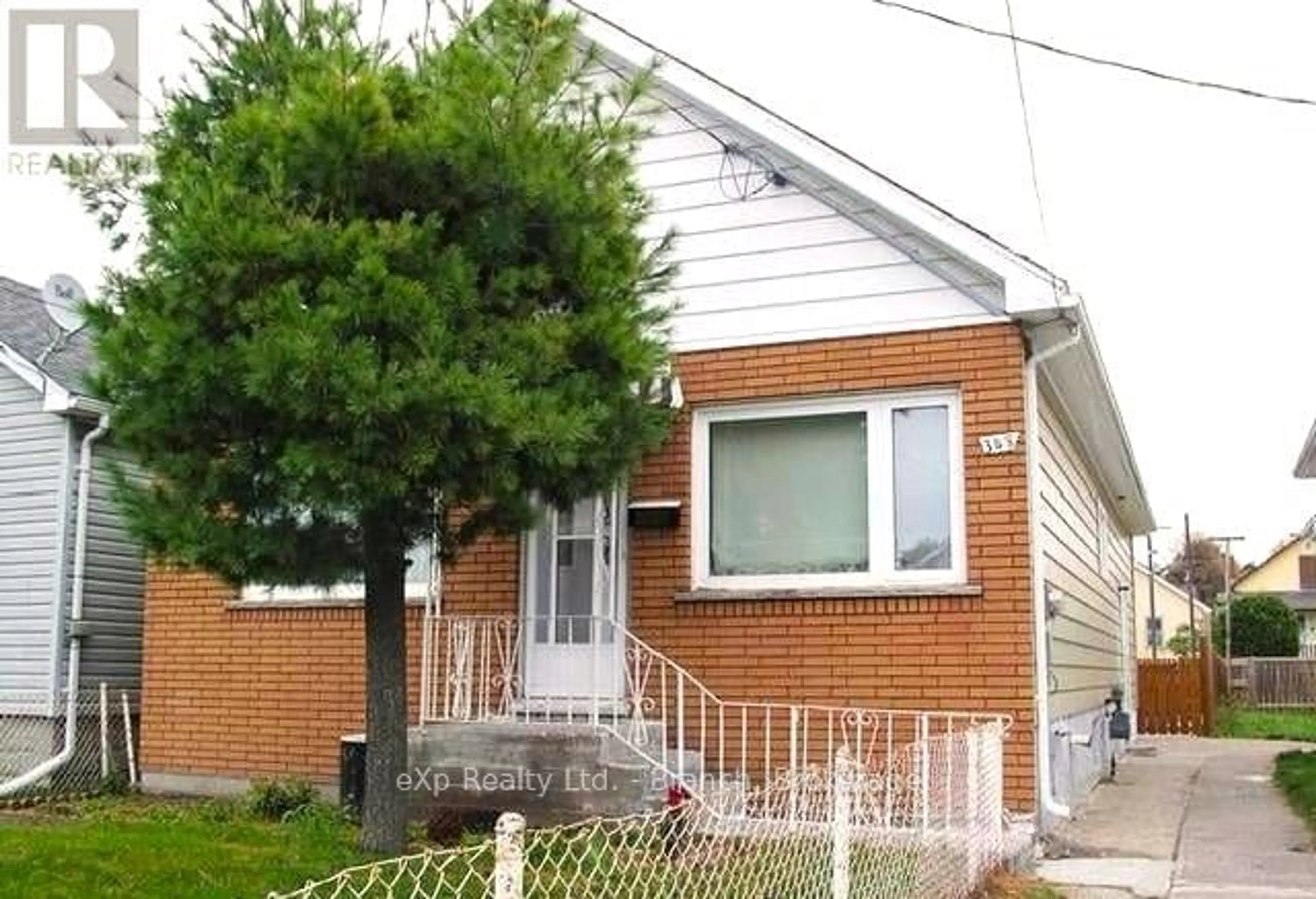 A pic from exterior of the house or condo, cottage for 348 Birch St, Timmins Ontario P4N 2B6