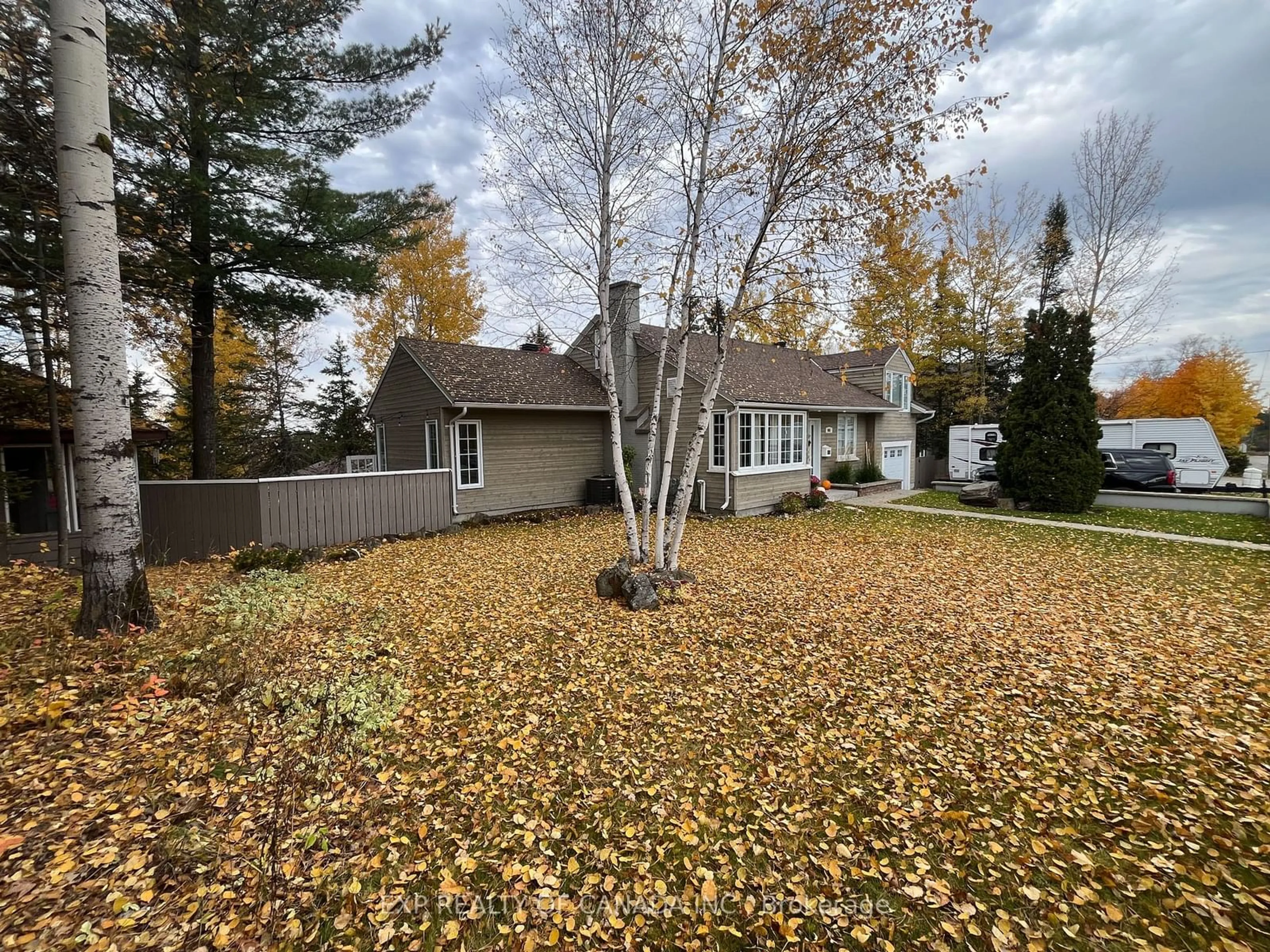 Frontside or backside of a home, cottage for 541 Toke St, Timmins Ontario P4N 6W2