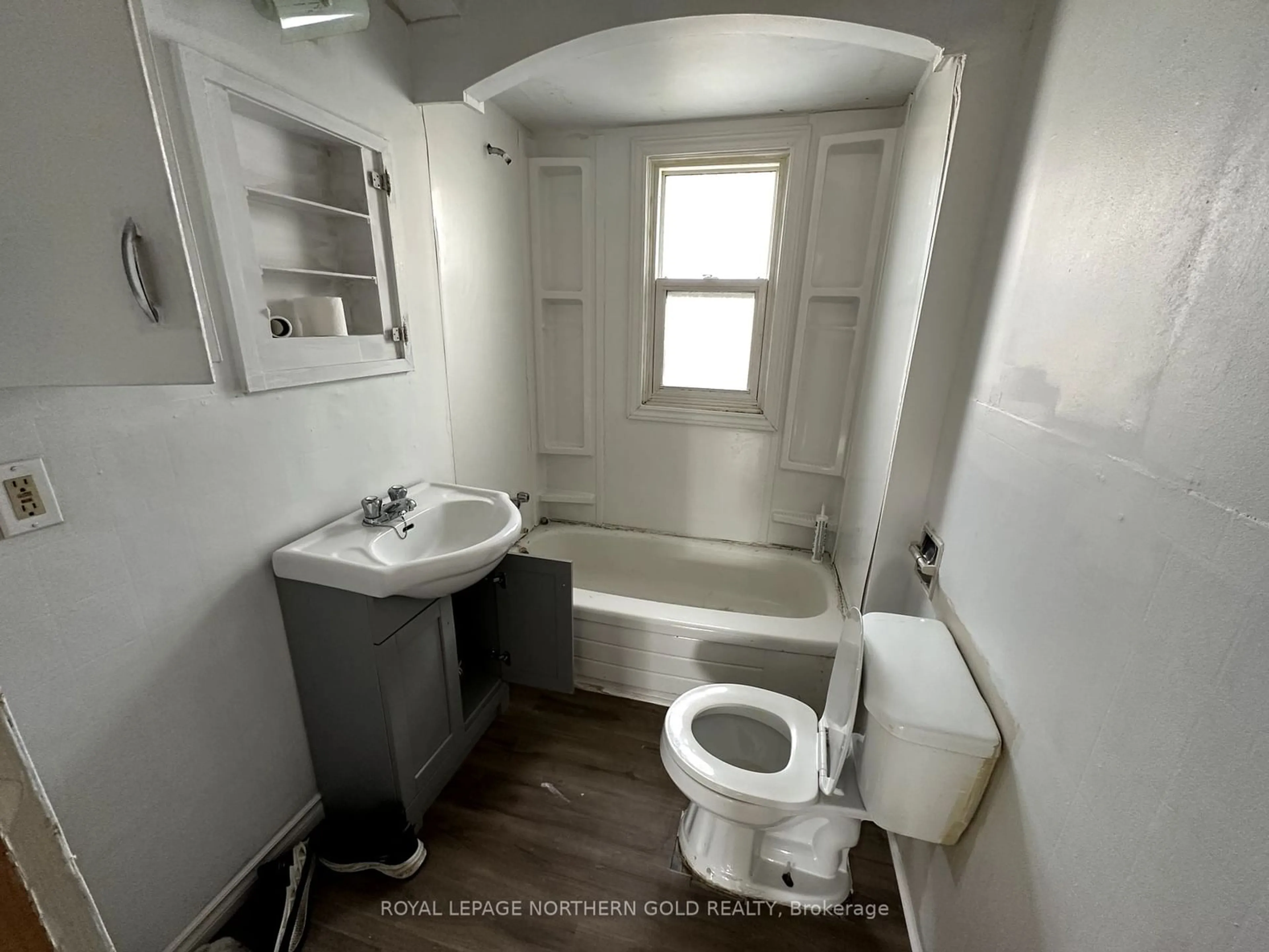 Standard bathroom, unknown floor for 25 McCamus Ave, Kirkland Lake Ontario P2N 2J6