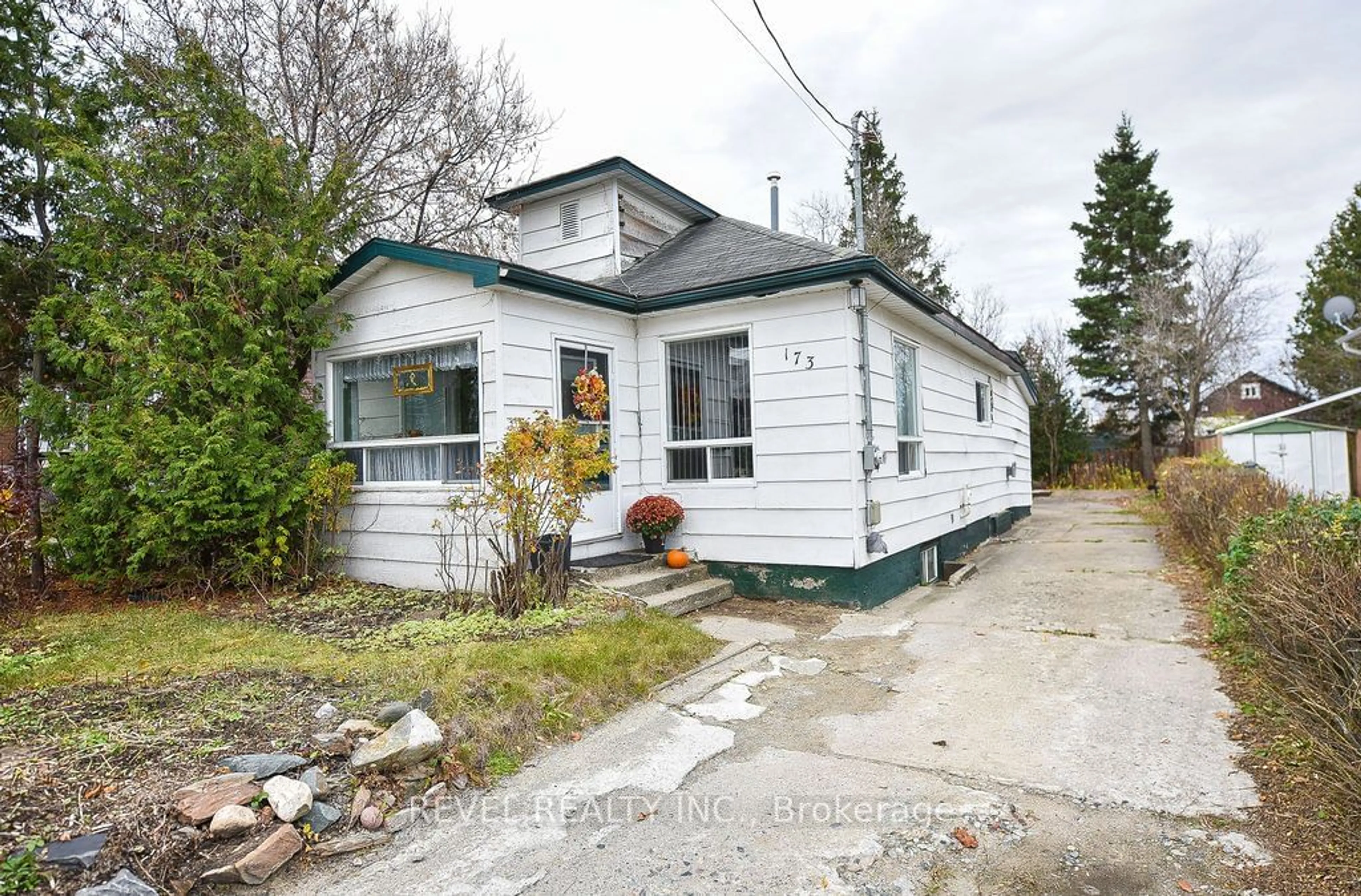 Frontside or backside of a home, cottage for 173 Columbus Ave, Timmins Ontario P4N 3H7