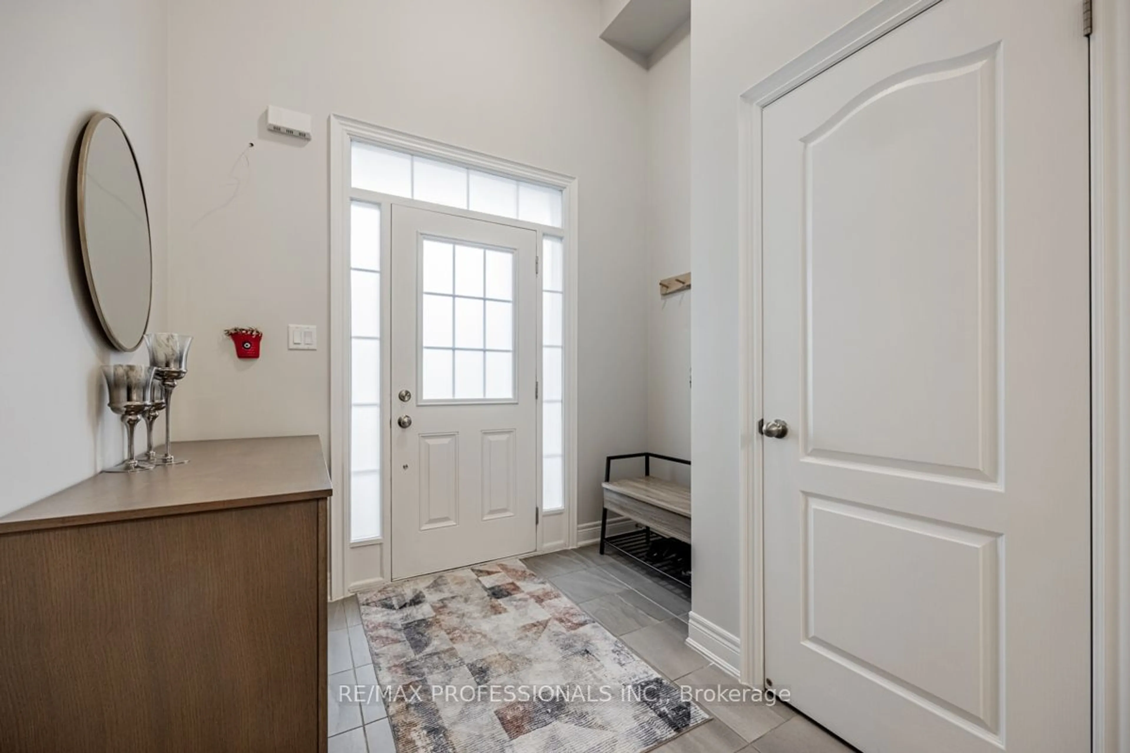 Indoor entryway, cement floor for 1338 Restivo Lane, Milton Ontario L9E 1K2