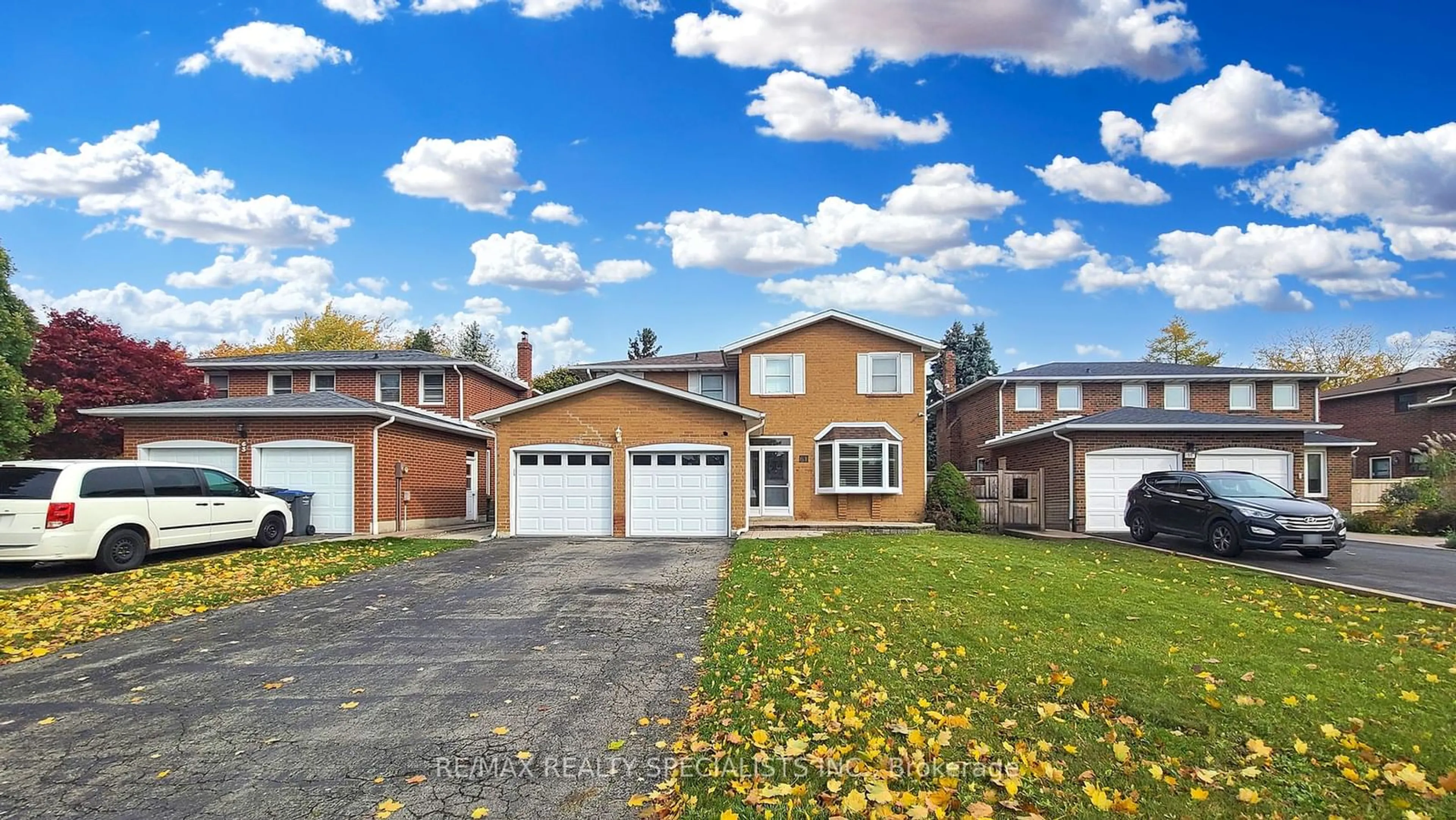 Frontside or backside of a home, the street view for 61 Braidwood Lake Rd, Brampton Ontario L6Z 1R6