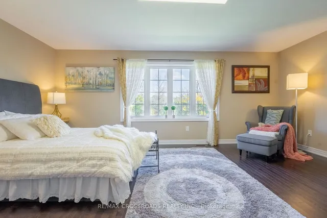 Additional property image - 3333 Mockingbird Common Cres