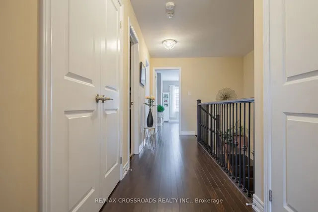 Additional property image - 3333 Mockingbird Common Cres