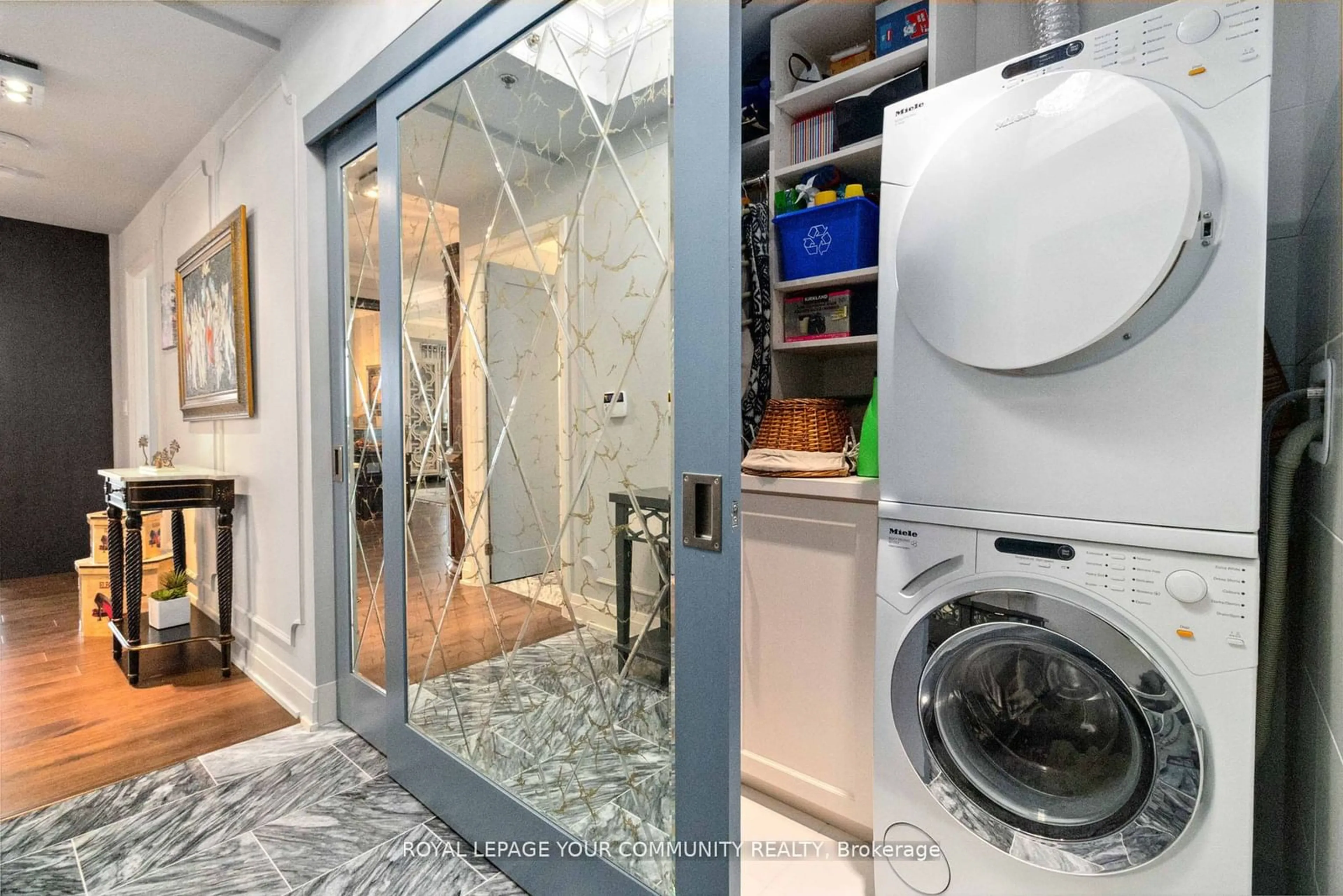 Laundry room for 55 Speers Rd #LPH08, Oakville Ontario L6K 0H9