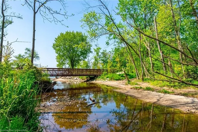 Additional property image - 4306 Lakeshore Rd