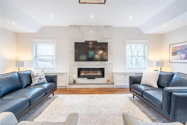 Additional property image - 4306 Lakeshore Rd