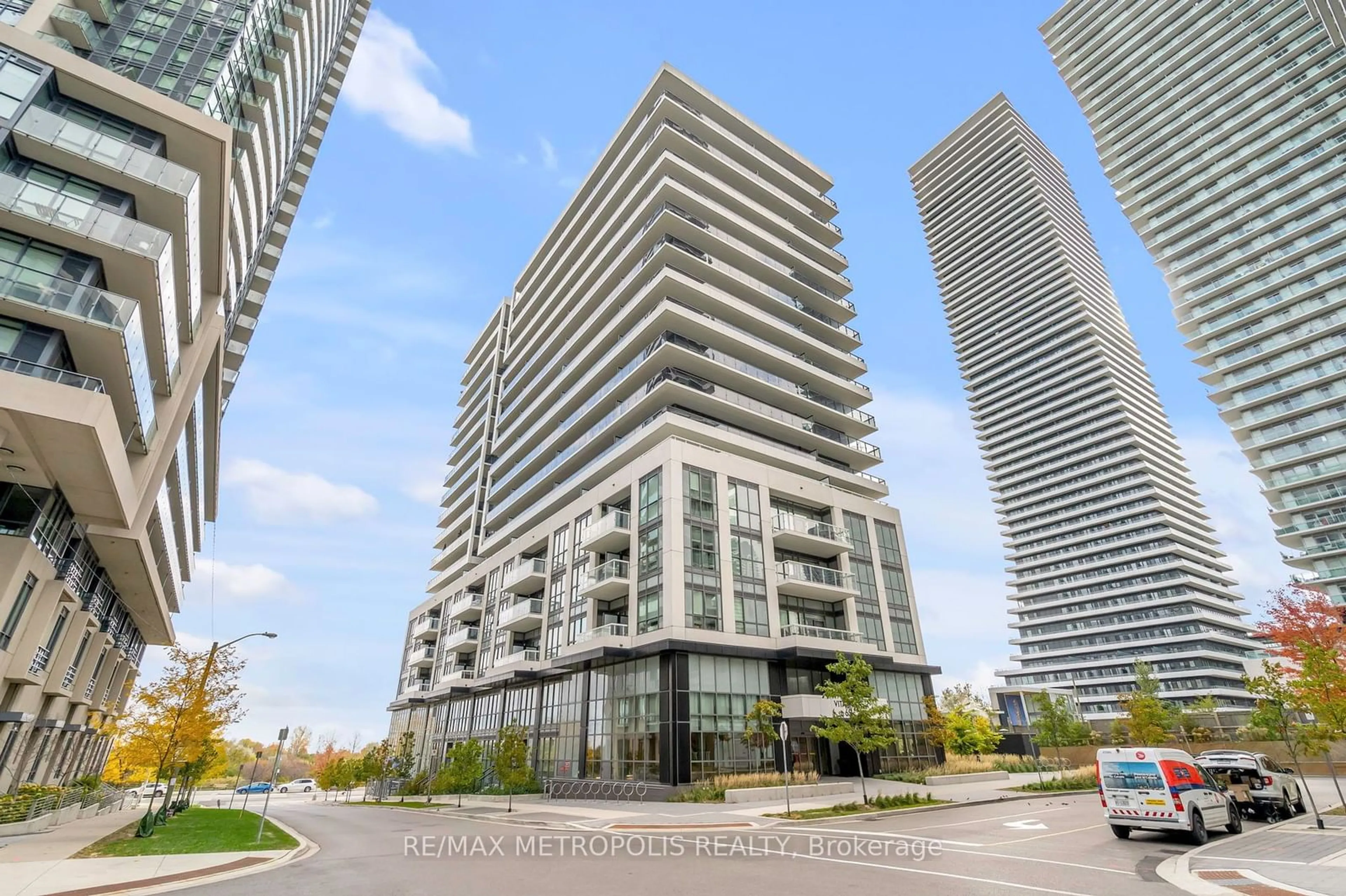 A pic from exterior of the house or condo, the front or back of building for 65 Annie Craig Dr #415, Toronto Ontario M8V 0G3