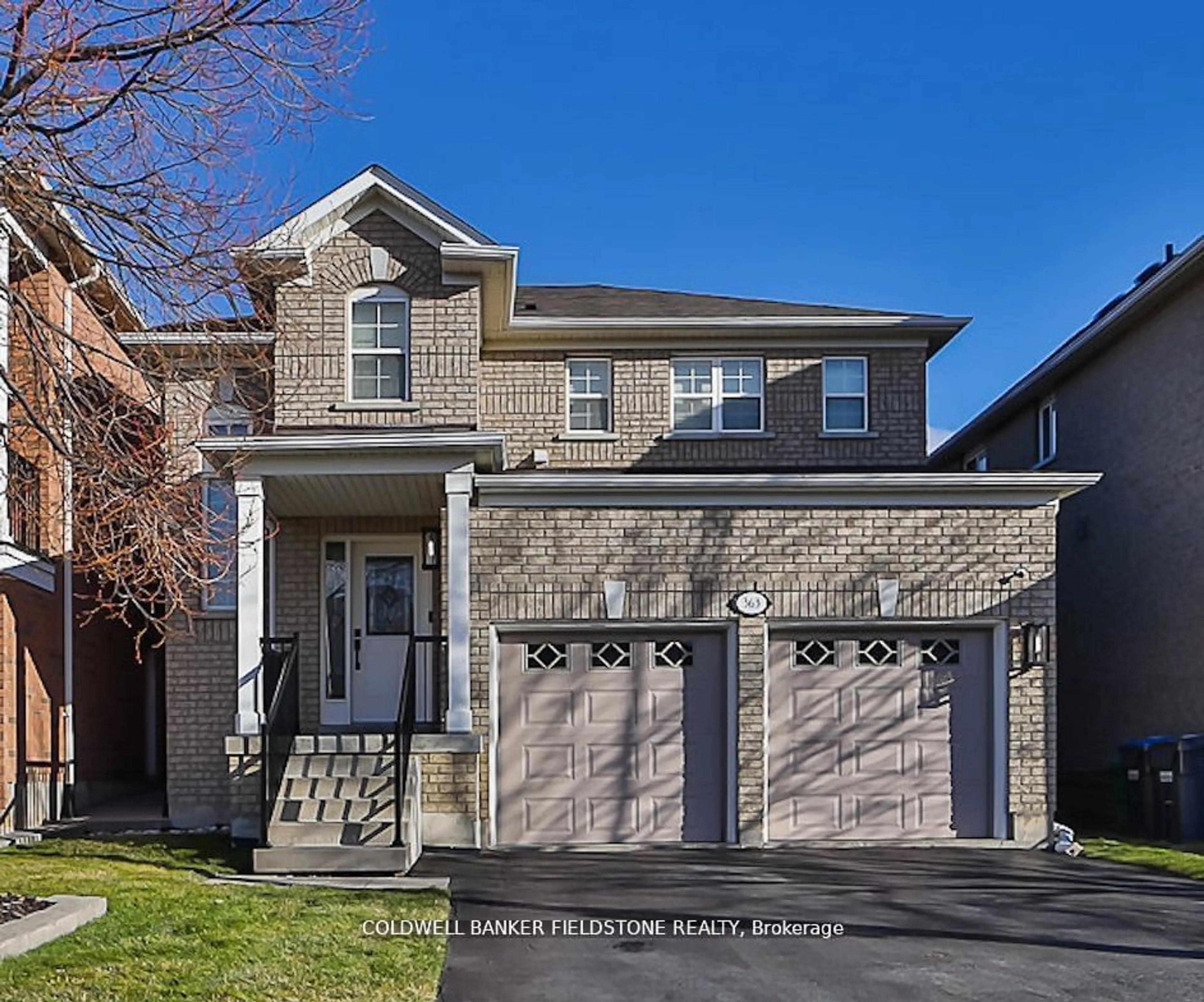 Home with brick exterior material for 363 Edenbrook Hill Dr, Brampton Ontario L7A 2N4