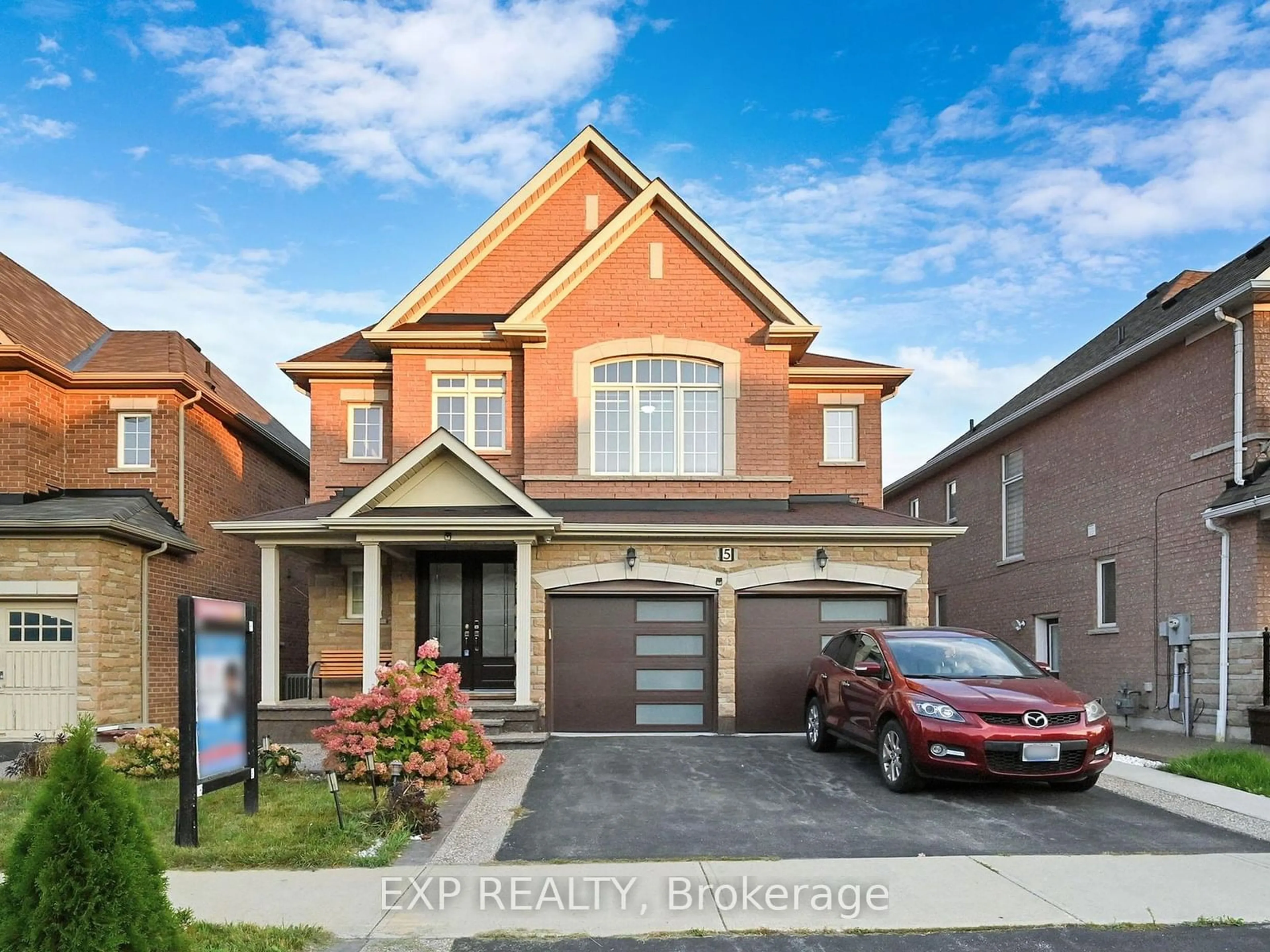 Frontside or backside of a home, cottage for 5 Ricardo Rd, Brampton Ontario L6P 2X3