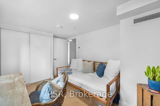 Additional property image - 430 Roncesvalles Ave Unit 105