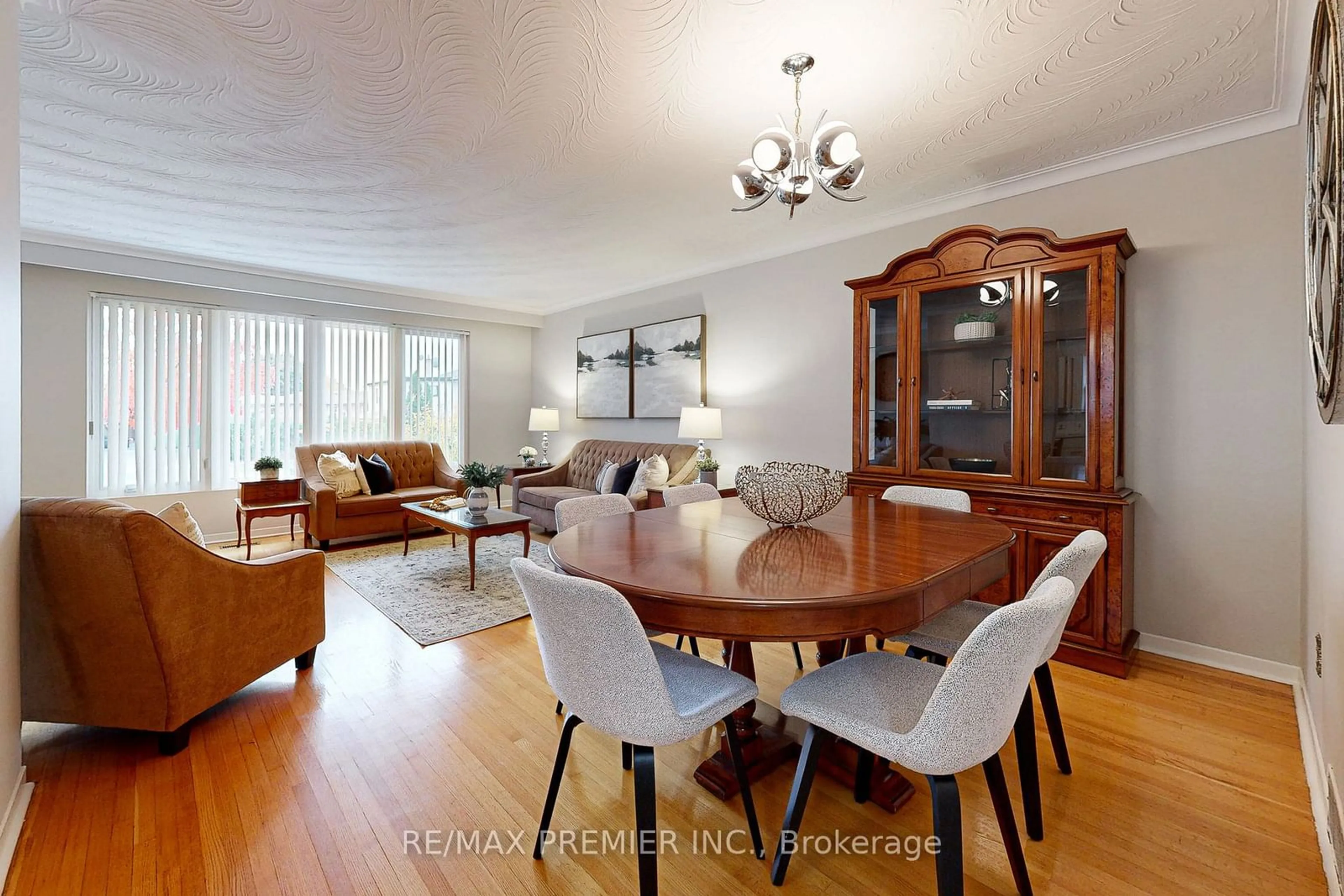 Dining room, wood floors for 50 Faversham Cres, Toronto Ontario M9C 3X6