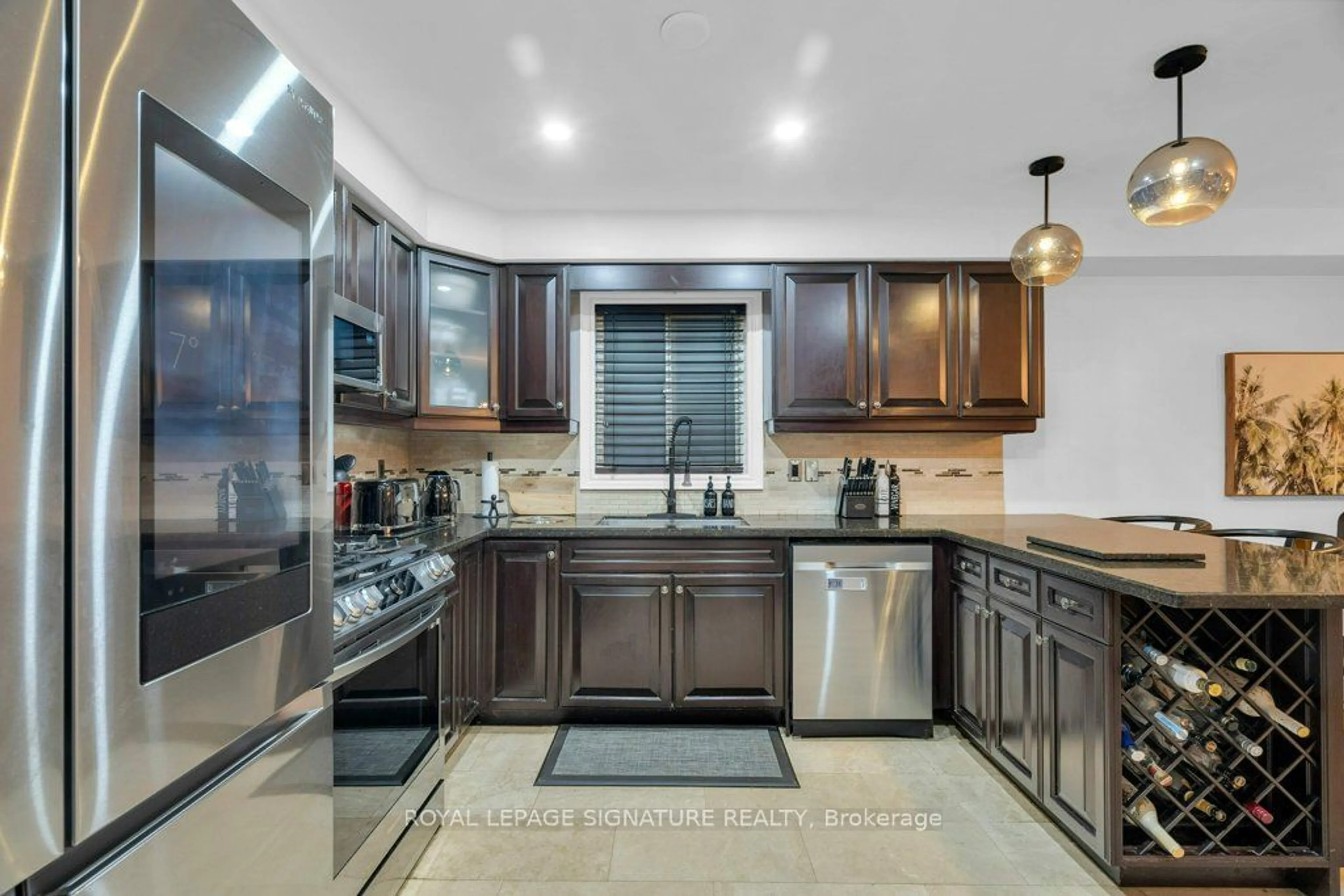 Contemporary kitchen, wood floors, mountain for 6412 Newcombe Dr, Mississauga Ontario L5V 2H9