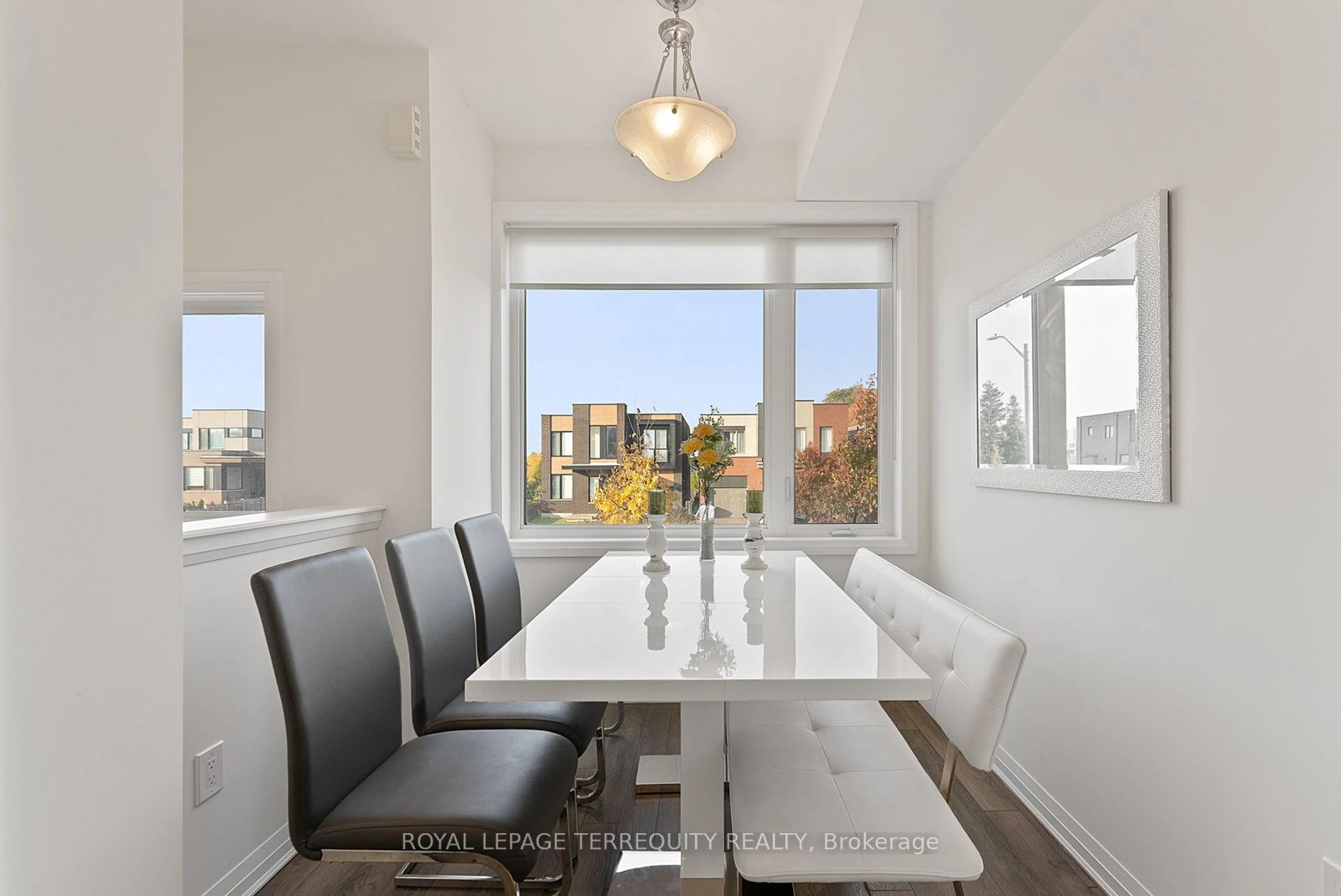 Dining room, wood floors for 17 Stanley Greene Blvd, Toronto Ontario M3K 0B1