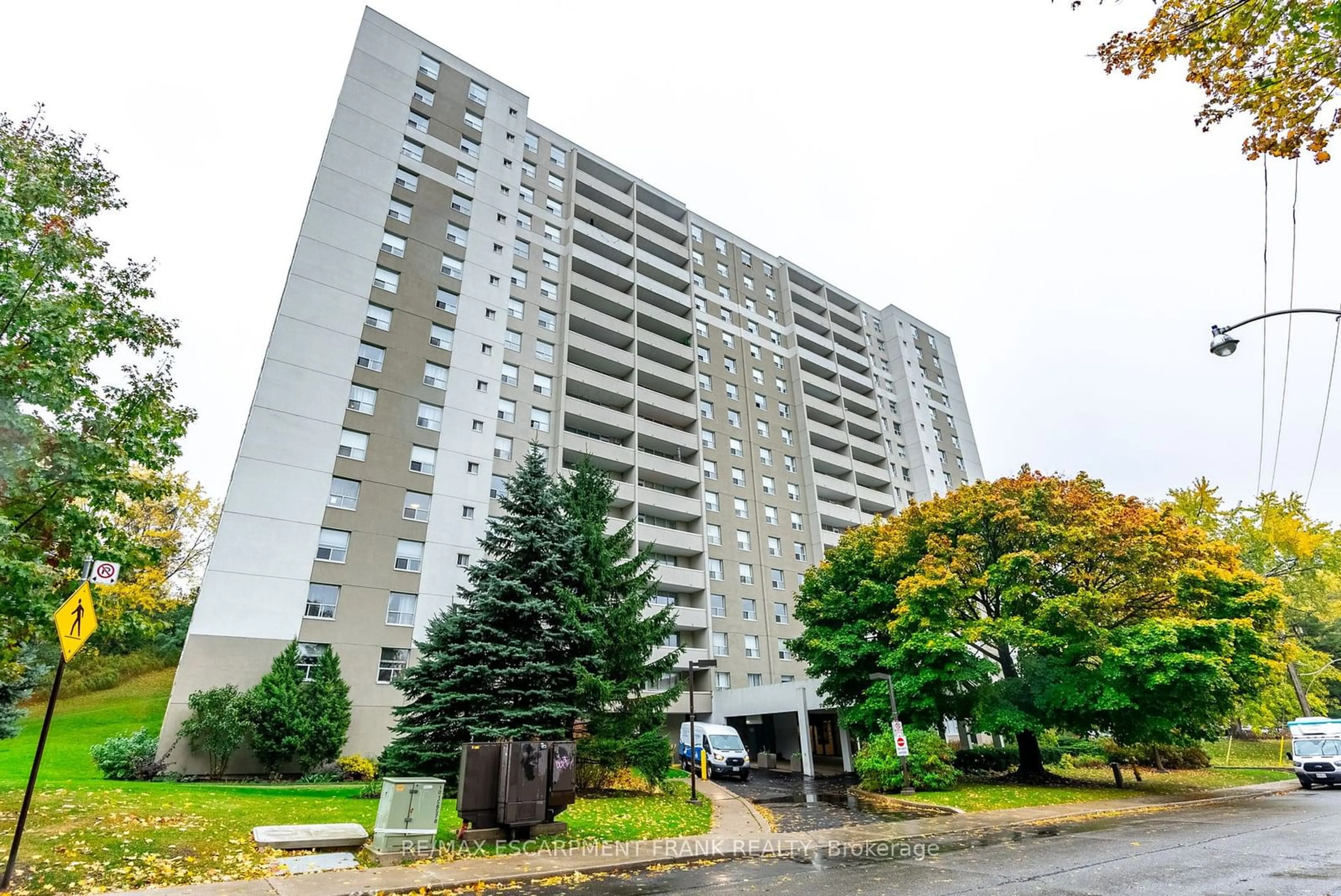 A pic from exterior of the house or condo, the front or back of building for 45 Southport St #212, Toronto Ontario M6S 3N5