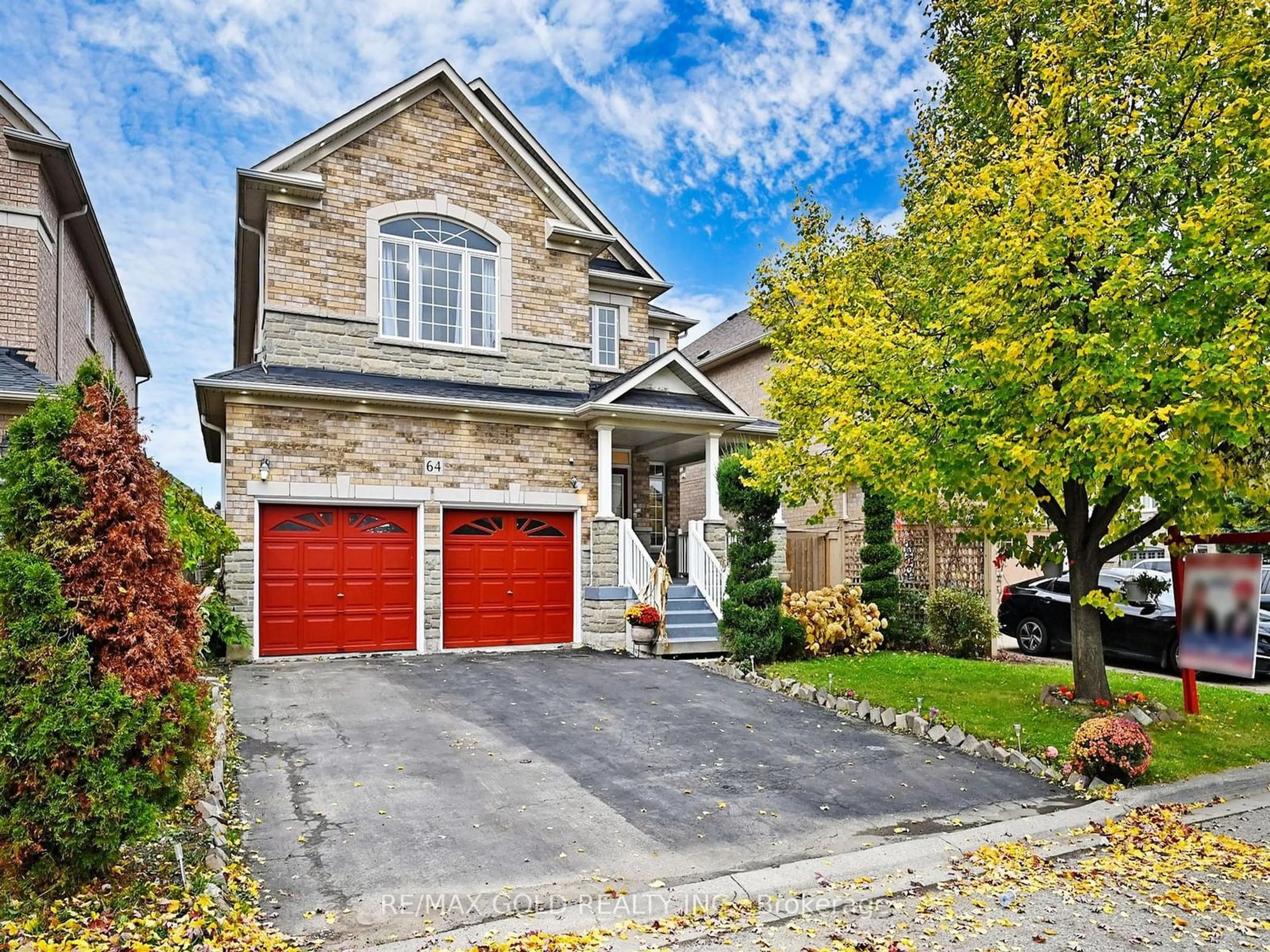 Home with brick exterior material for 64 Prue Crt, Brampton Ontario L6P 1P8