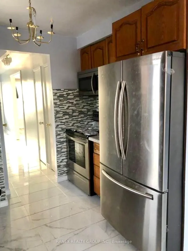 Additional property image - 6892 Darcel Ave
