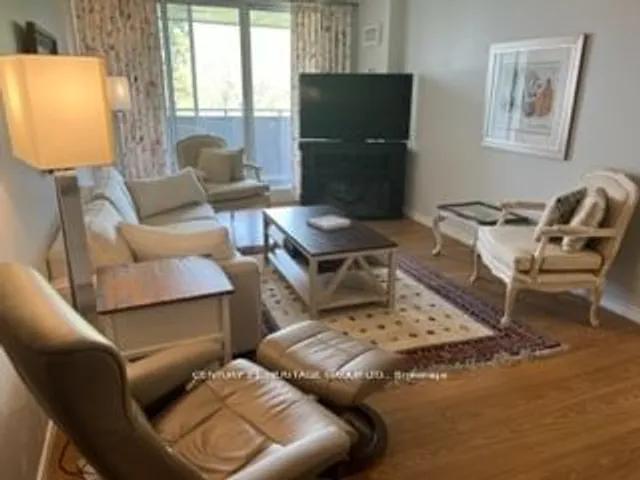 Additional property image - 1415 Ghent Ave Unit 402