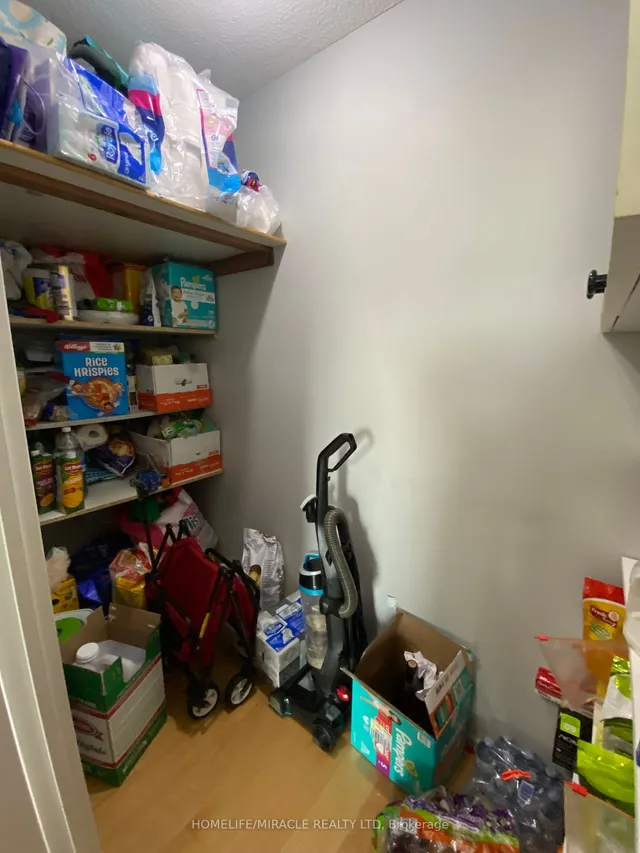 Additional property image - 18 Knightsbridge Rd Unit 903