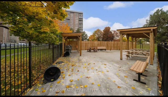 Additional property image - 18 Knightsbridge Rd Unit 903