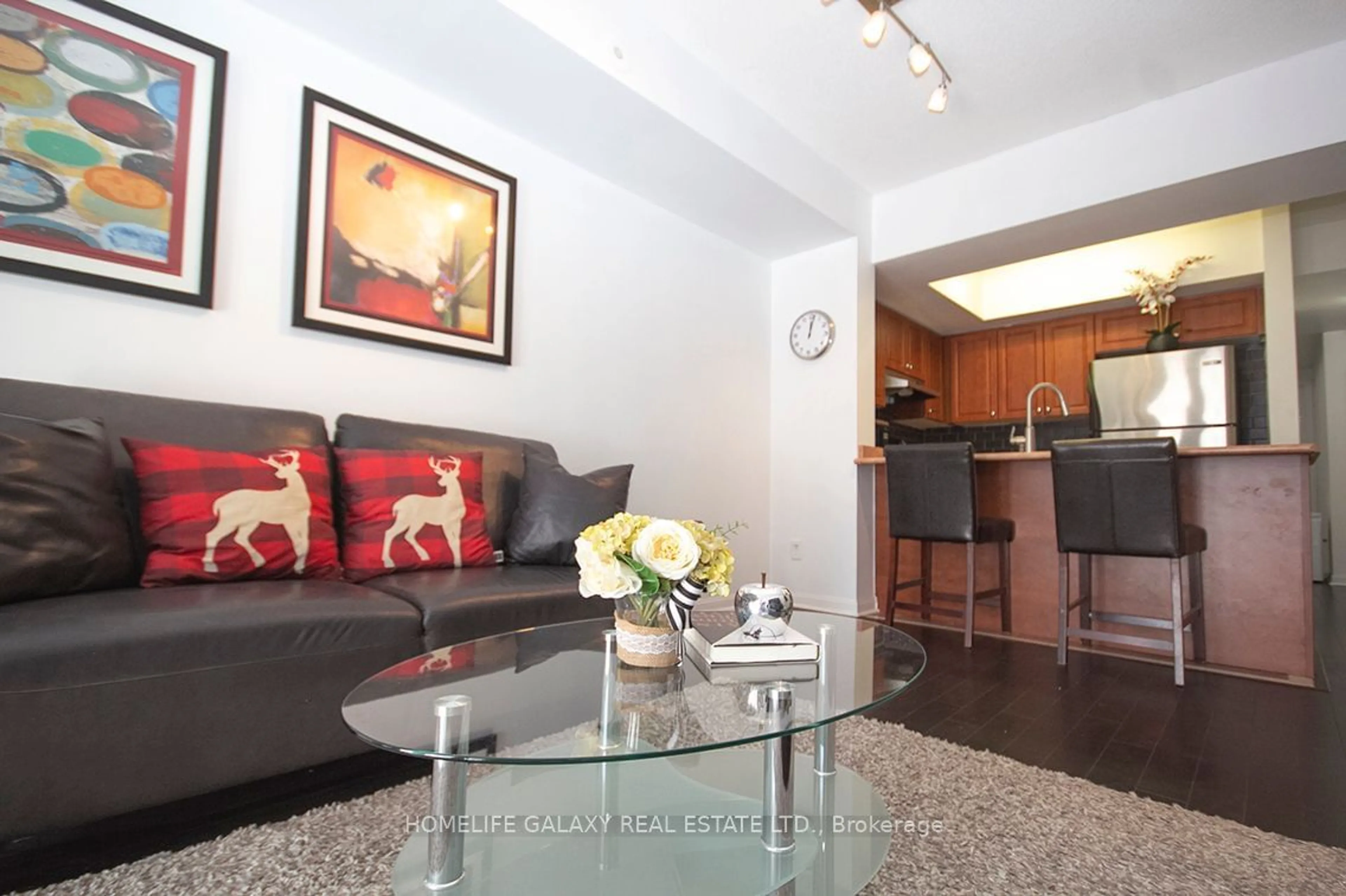 Living room, wood floors for 3033 Finch Ave #2049, Toronto Ontario M9M 0A3