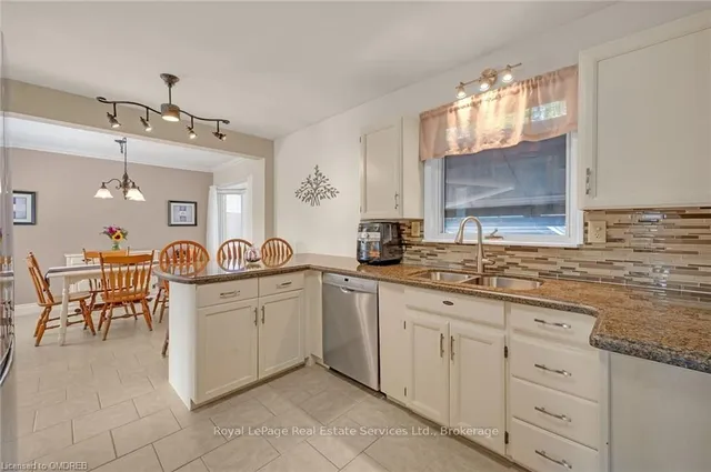 Additional property image - 1381 CONSTANCE Dr
