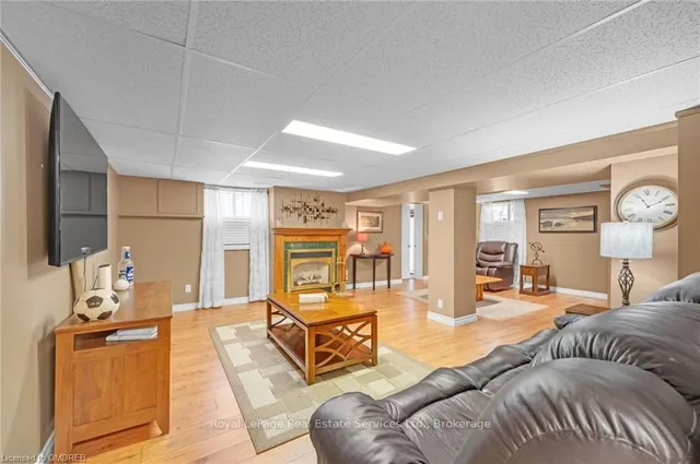 Additional property image - 1381 CONSTANCE Dr